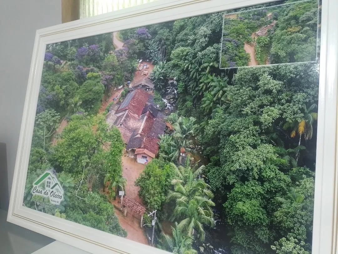 Vista aérea da unidade matriz da Casa do Oleiro em Rodeio, Santa Catarina
